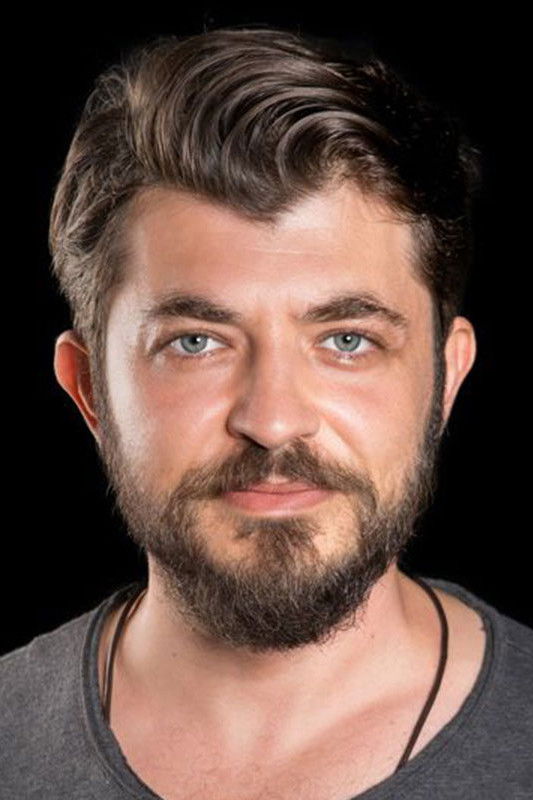 et billede af Tuna Kırlı