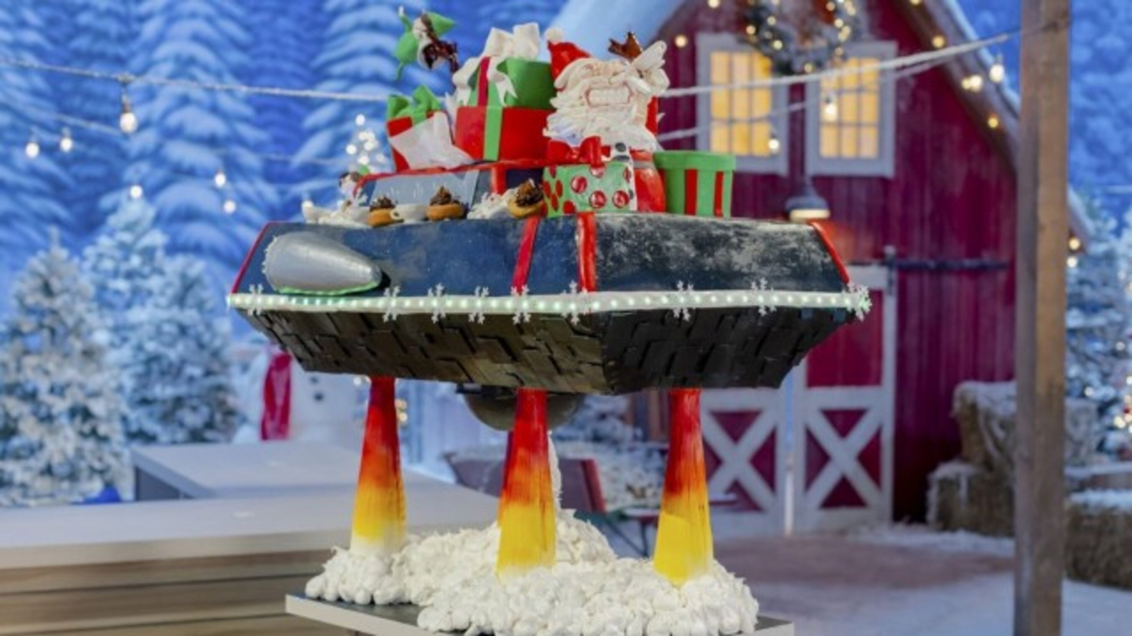 Holiday Wars S03E08 backdrop