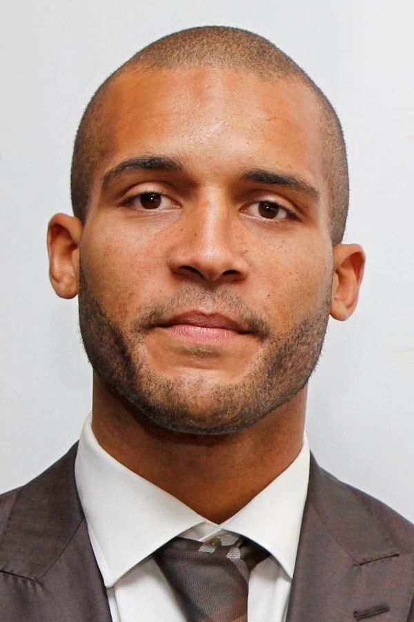 et billede af Clarke Carlisle