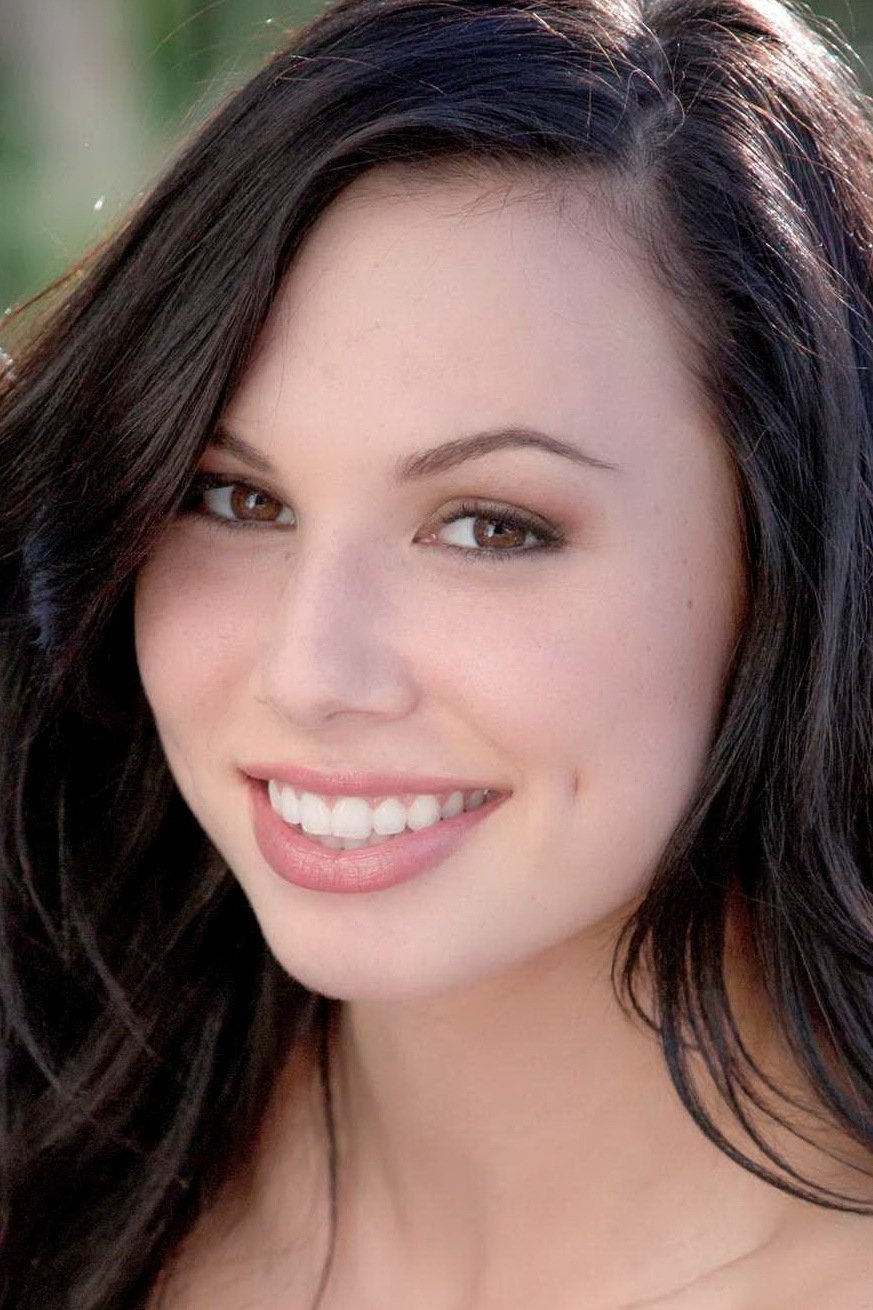 Aidra Fox Profile Images — The Movie Database (TMDb)