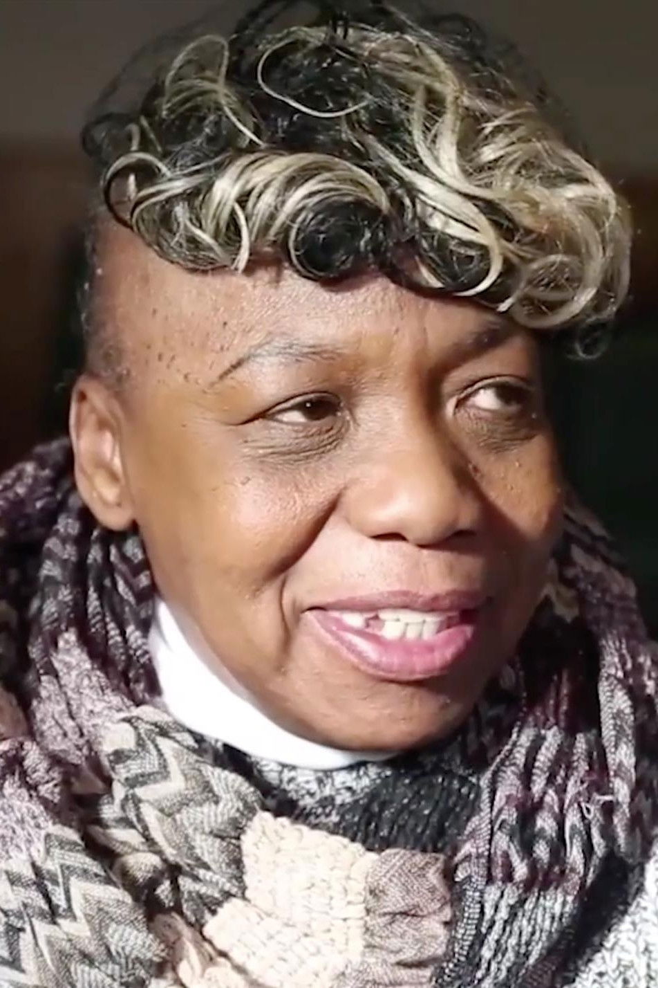 et billede af Gwen Carr