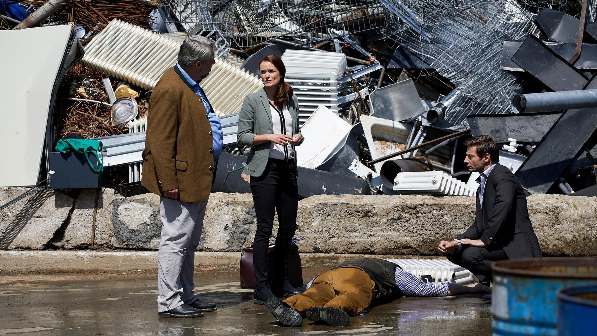 A Father Rarely Comes Alone