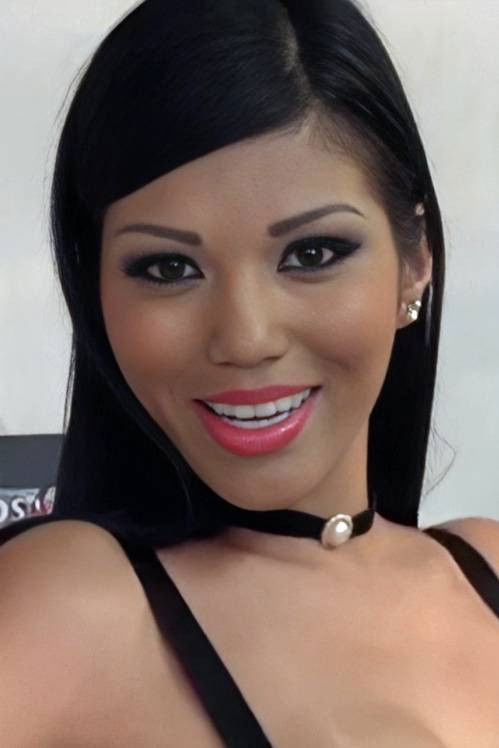 et billede af Hallie Romo