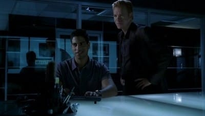 CSI: Miami - Season 1 Episode 17 : Un hombre sencillo (2012)