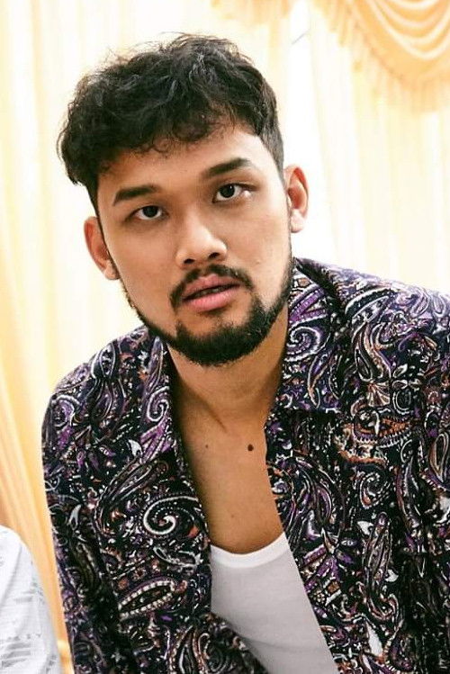 et billede af Shen Lo