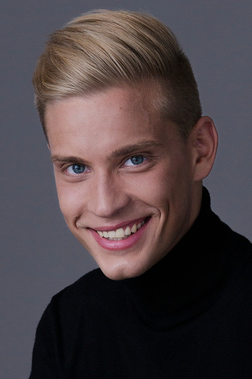 et billede af Miika Pihlak