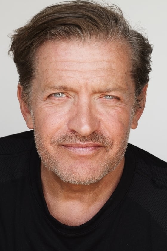 et billede af Alastair G. Cumming