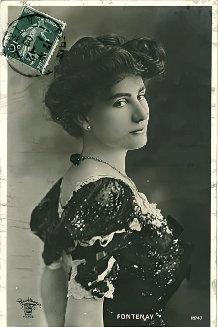 et billede af Catherine Fonteney