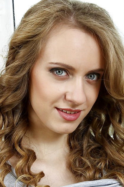 et billede af Izabella Grimm