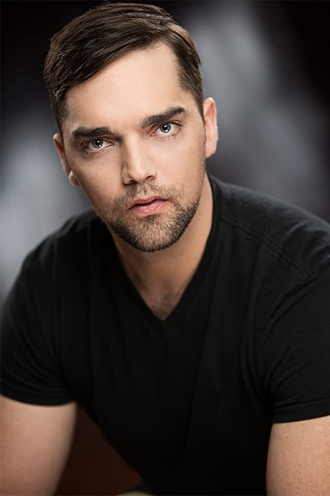 et billede af Shane Leydon