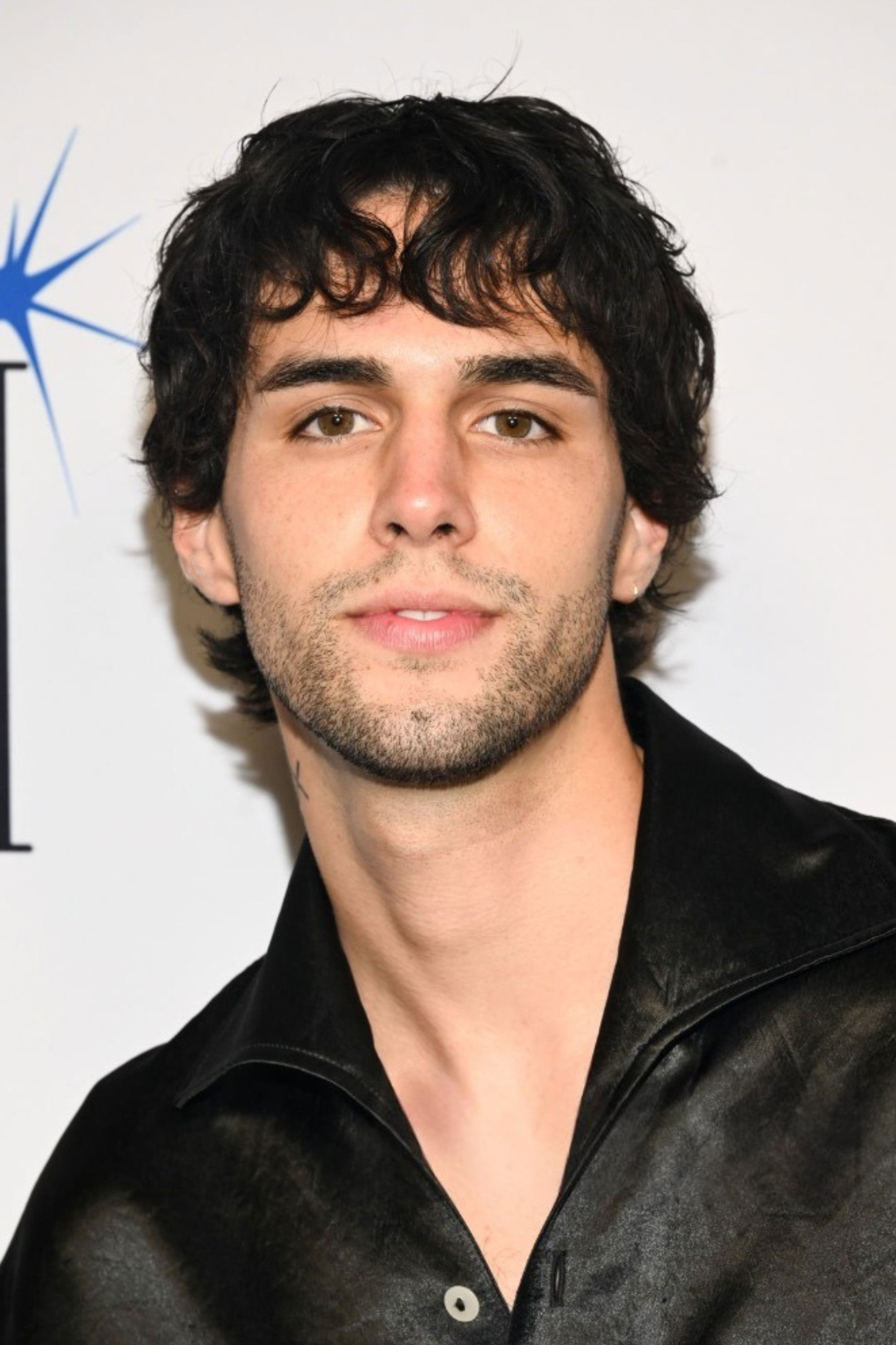 et billede af Stephen Sanchez