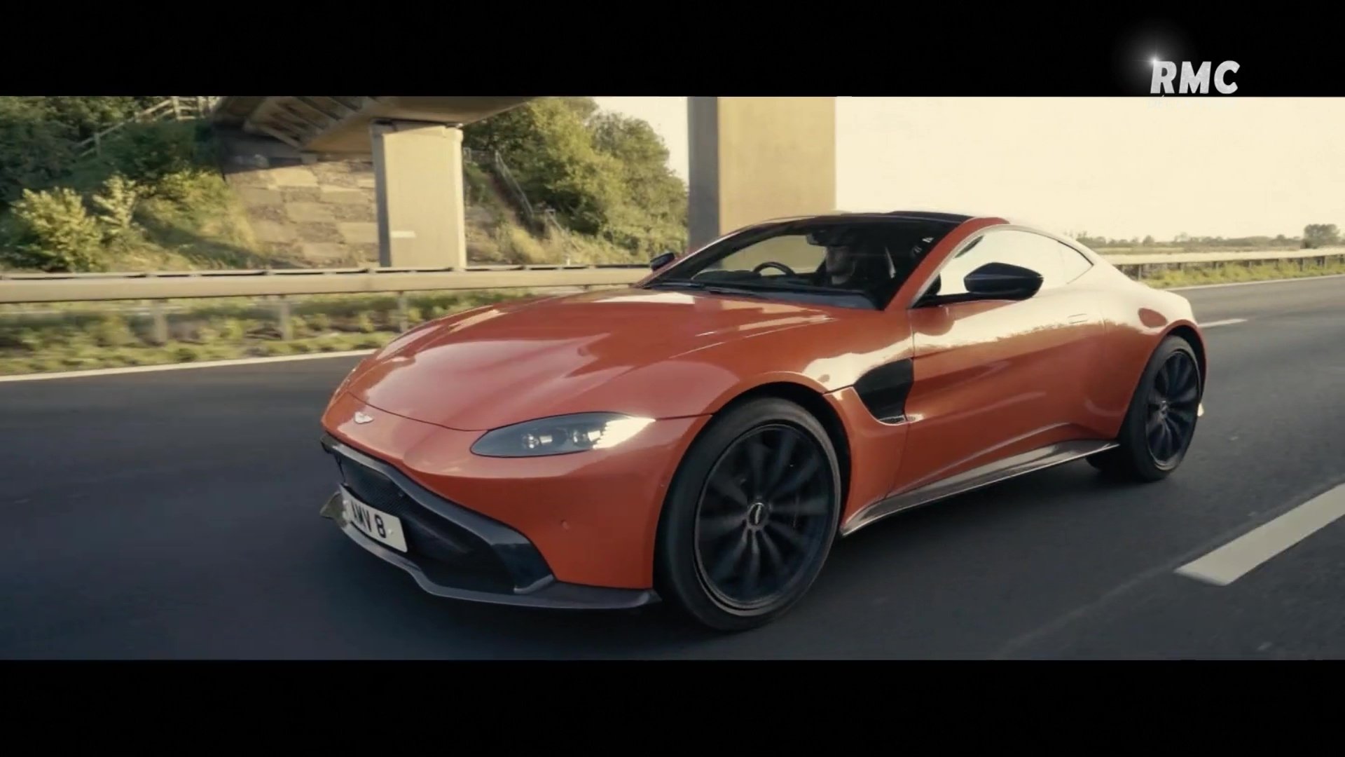 Imagem do Filme Aston Martin V8 Vantage - Inside the Factory
