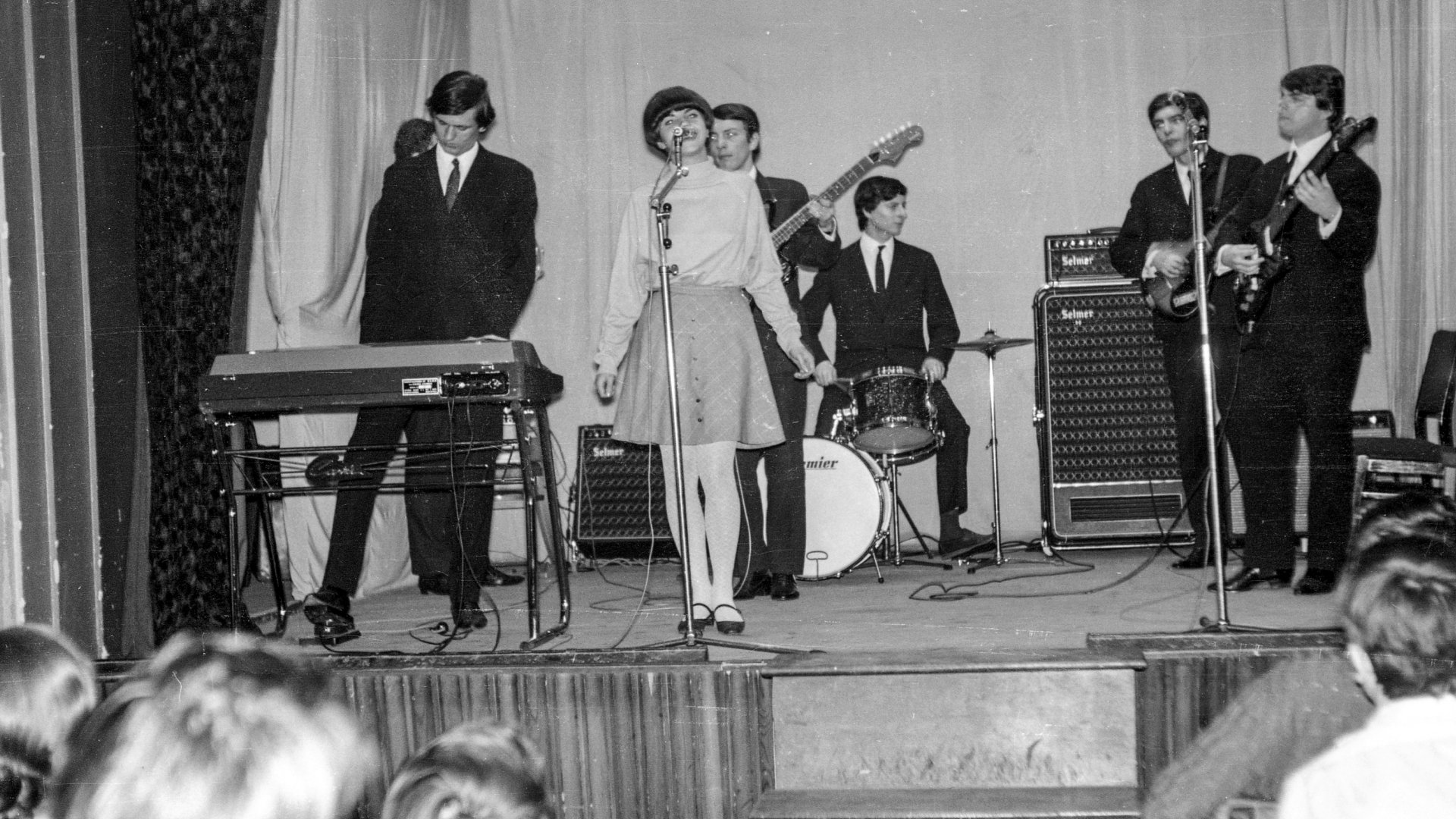 Oh, These Young People! (1967)