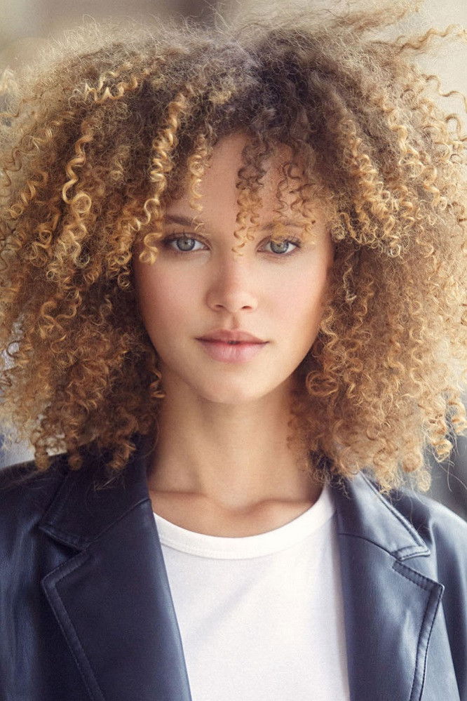 et billede af Taynara Wolf