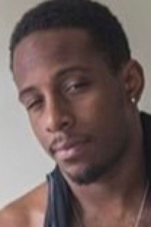 et billede af Jordan Riley