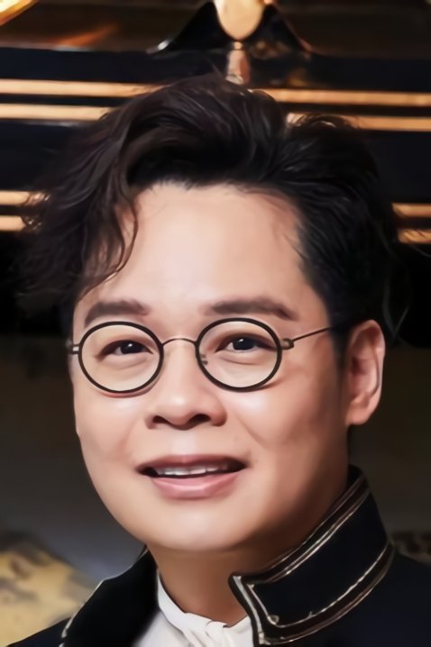 Suriyon Sriorathaikul's picture in the cast
