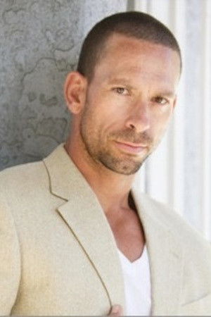 et billede af Jos Deacon