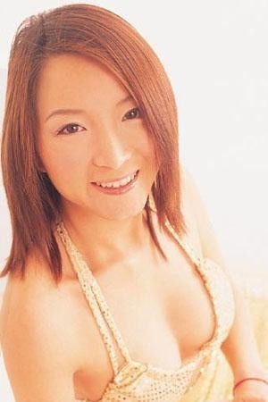 et billede af Crystal Cheung Yee-Tung