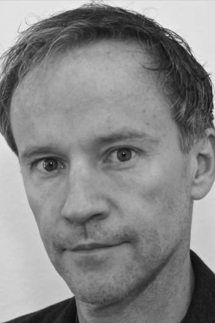 et billede af Tamblyn Lord