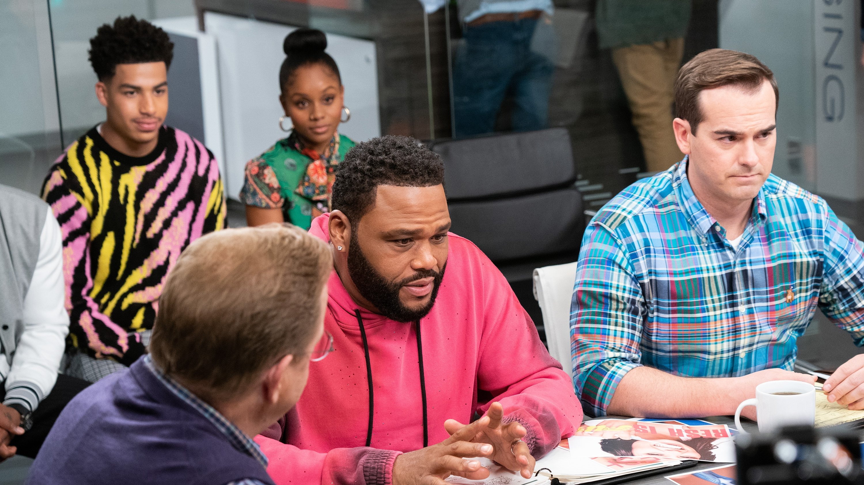 black-ish Season 5 :Episode 17  Each One, Teach One