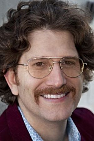 et billede af James Eason