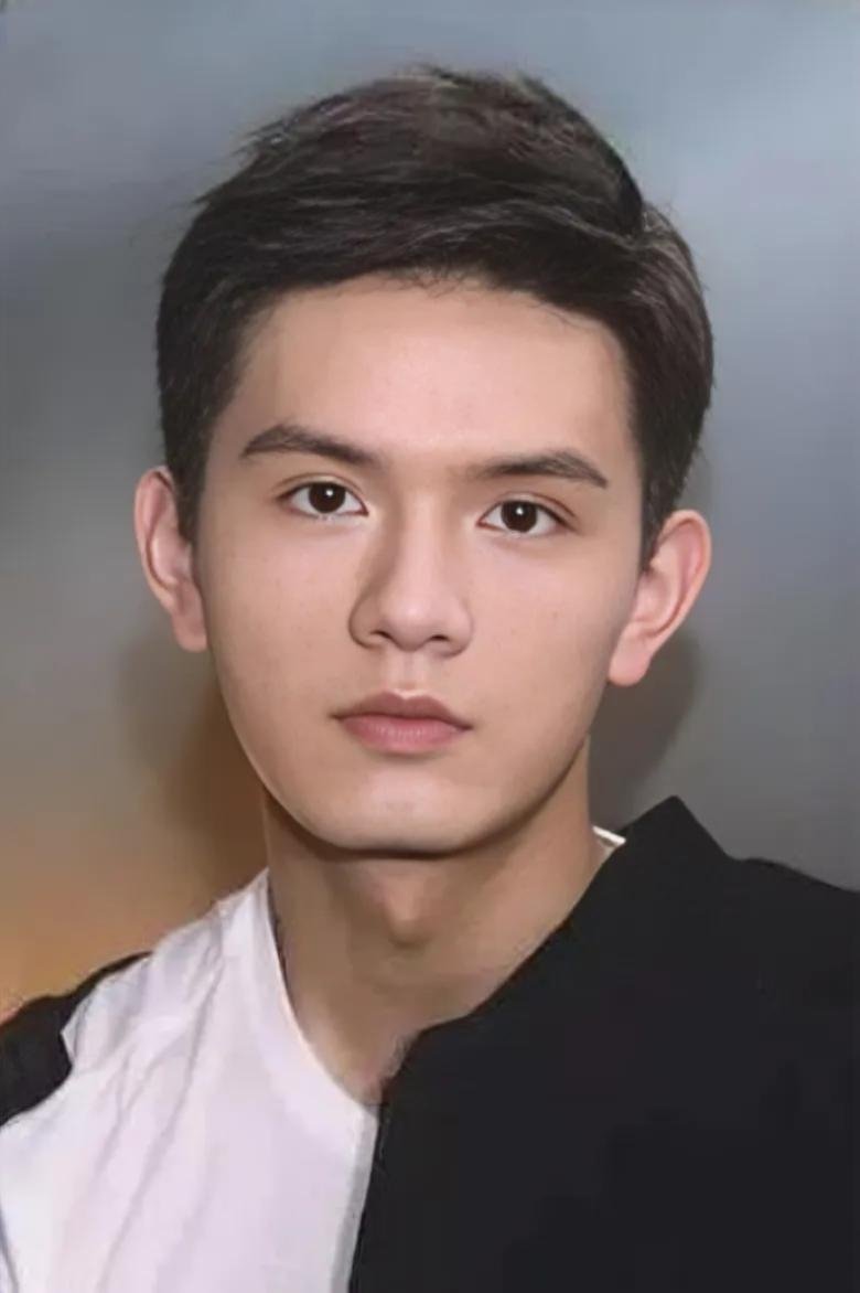 Ye Xiaowei as Progressive worker