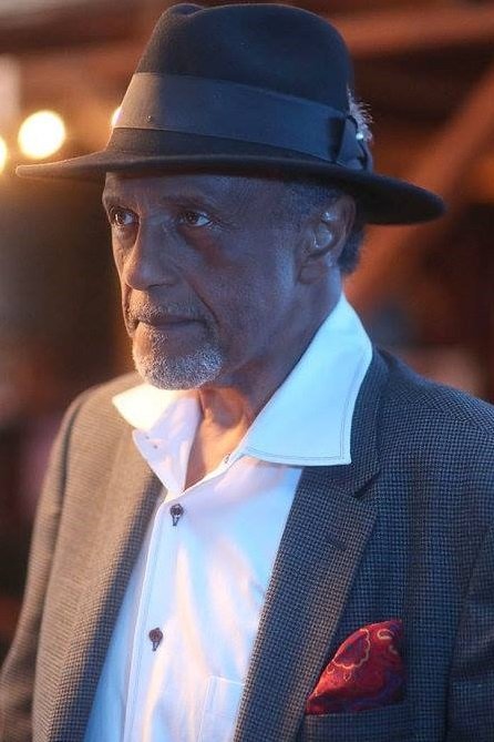 et billede af Charles Weldon