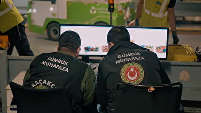  Otomobil Parçaları, Altın Külçeleri