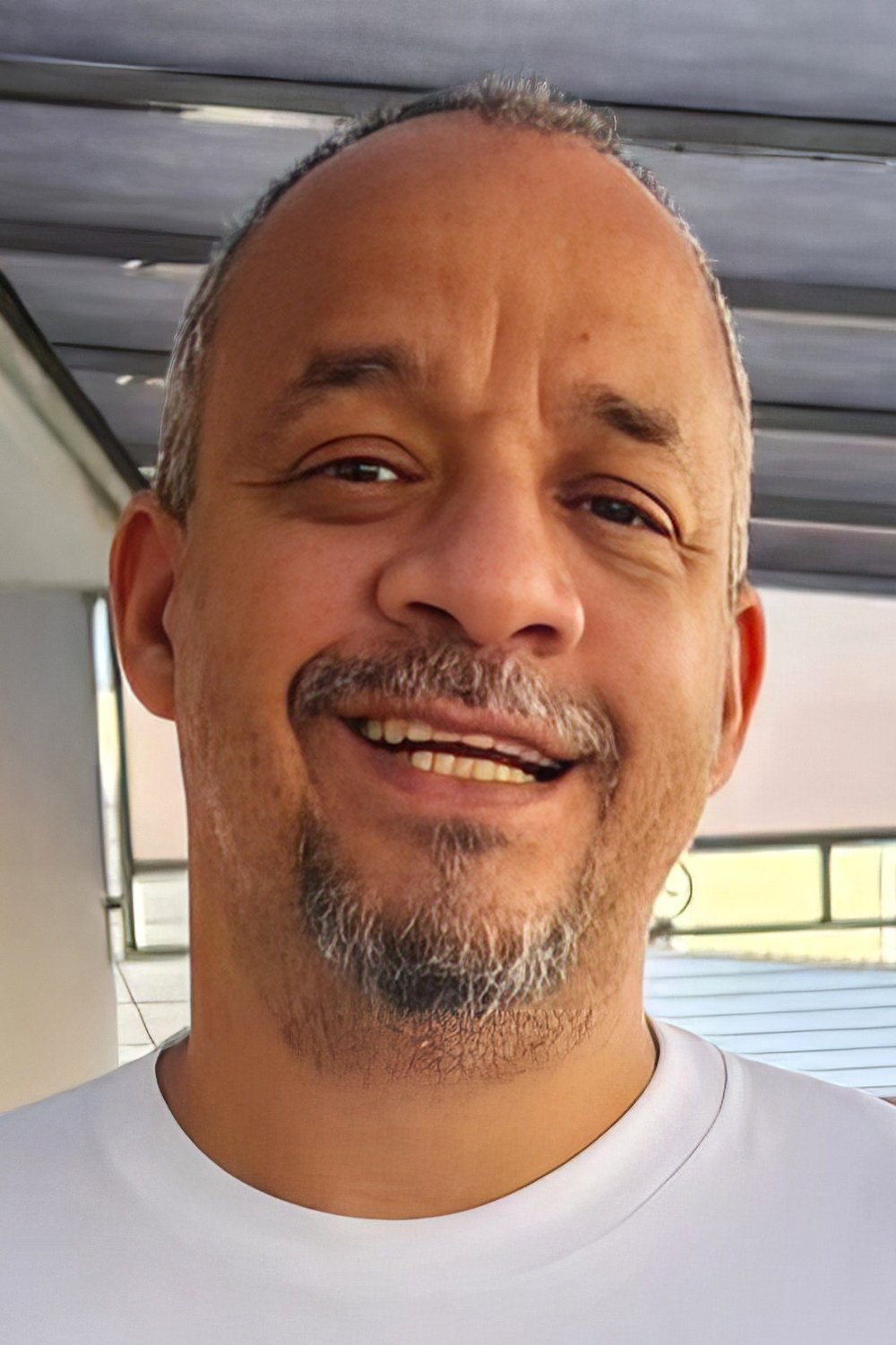 et billede af Kako Jacques Bourjolly Jr.