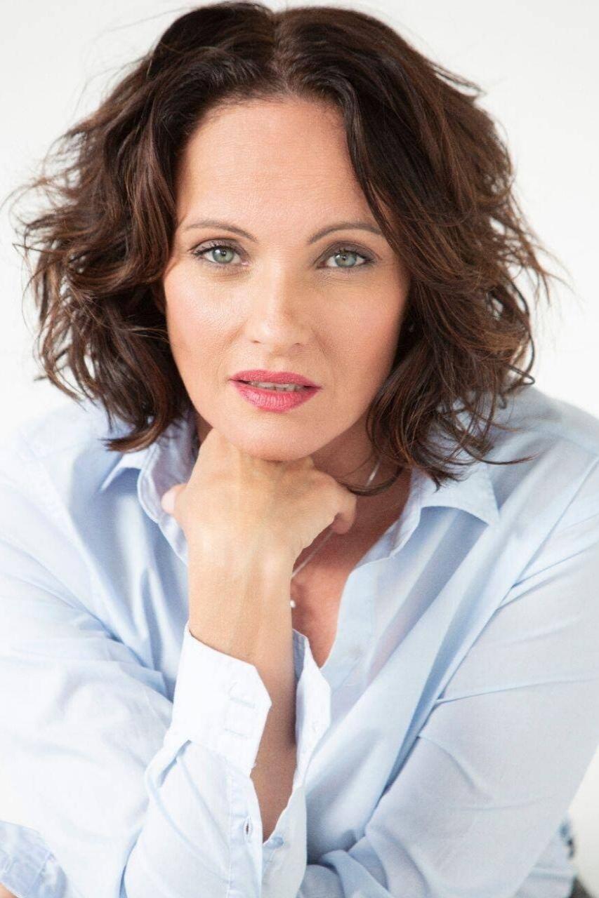 Sabrina Corabi's picture in the cast