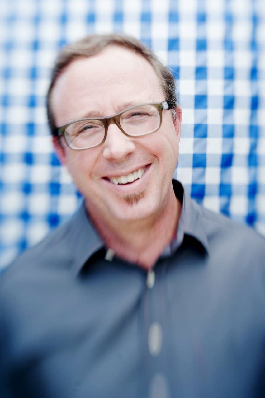 et billede af John T. Edge