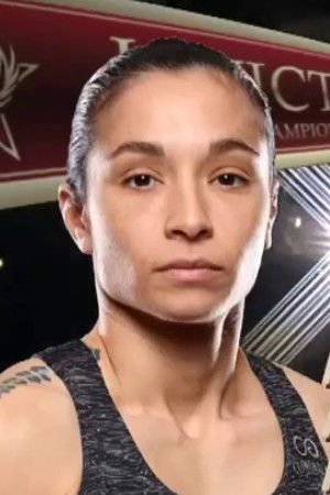 et billede af Ashley Cummins