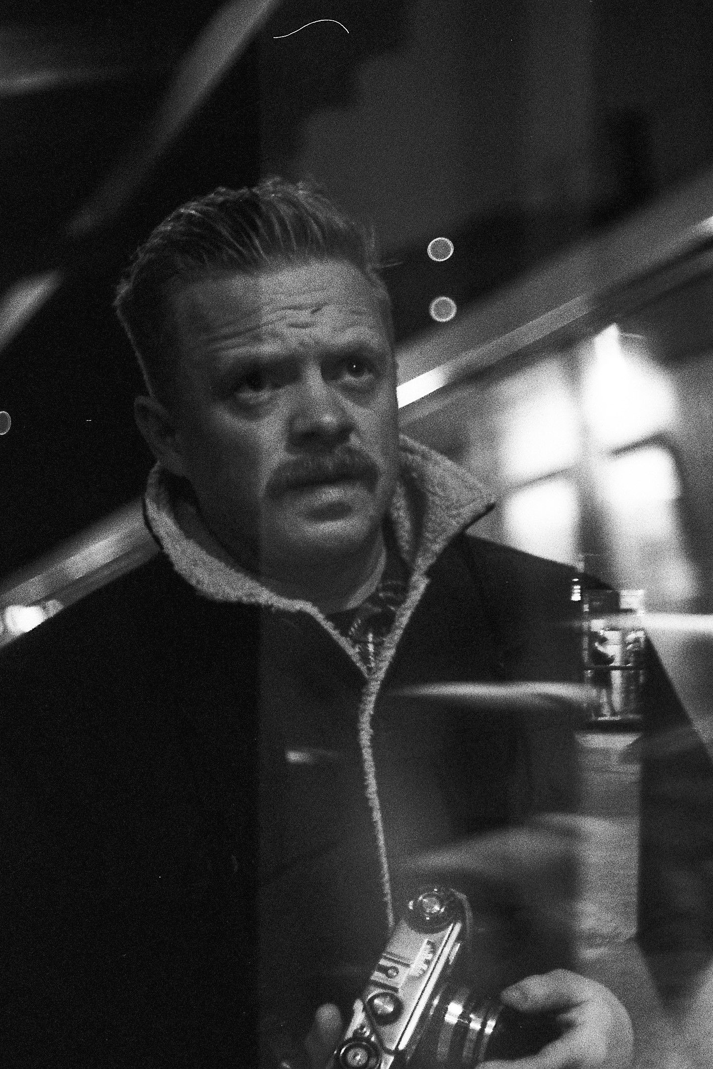 et billede af Joshua S. Bischof