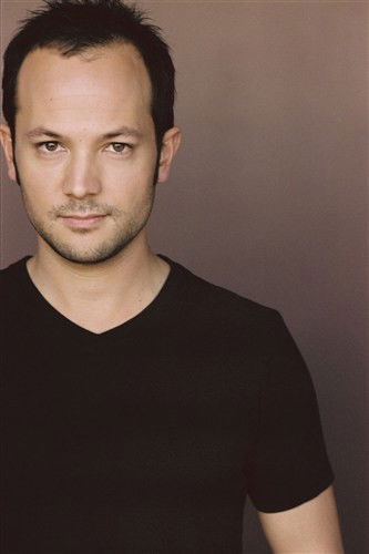 et billede af Tim Karasawa