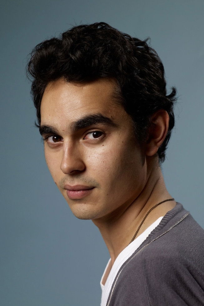 et billede af Max Minghella