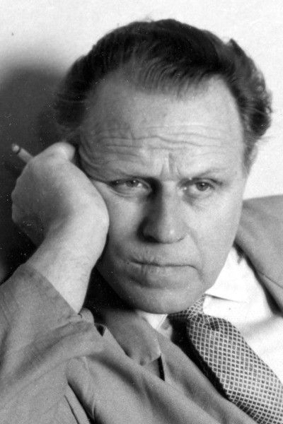 et billede af Vjekoslav Afrić