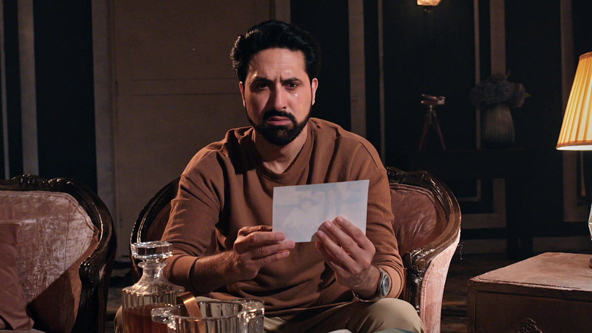 Gautam's Emotional Breakdown