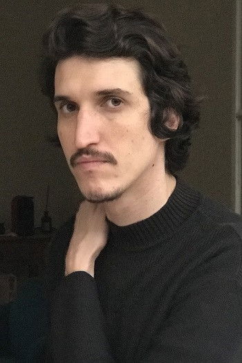 et billede af Renato Macedo