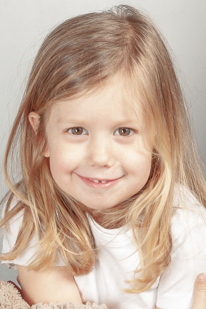 Luna López's picture in the cast