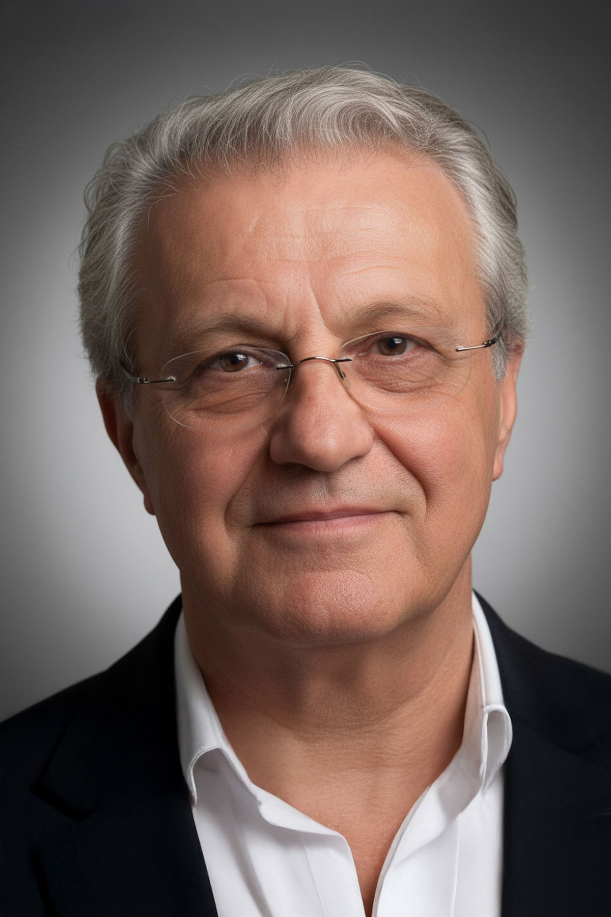 et billede af Feyzi Tuna