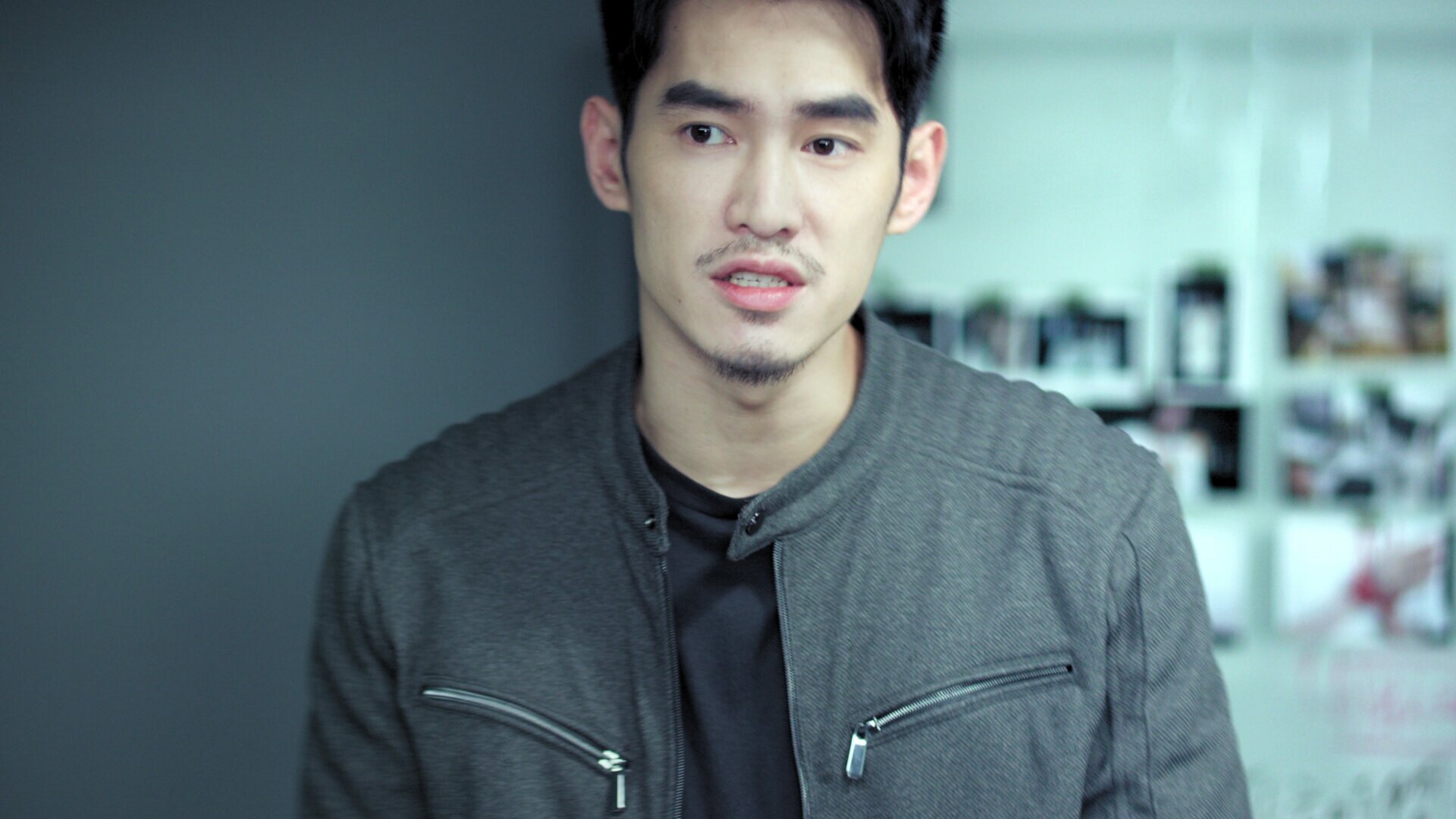 Thumbnail for Best-Selling Writer (2) Season 1 Episode 2