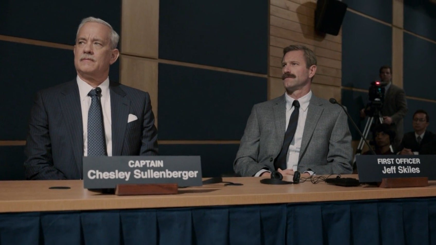 Sully (2016)