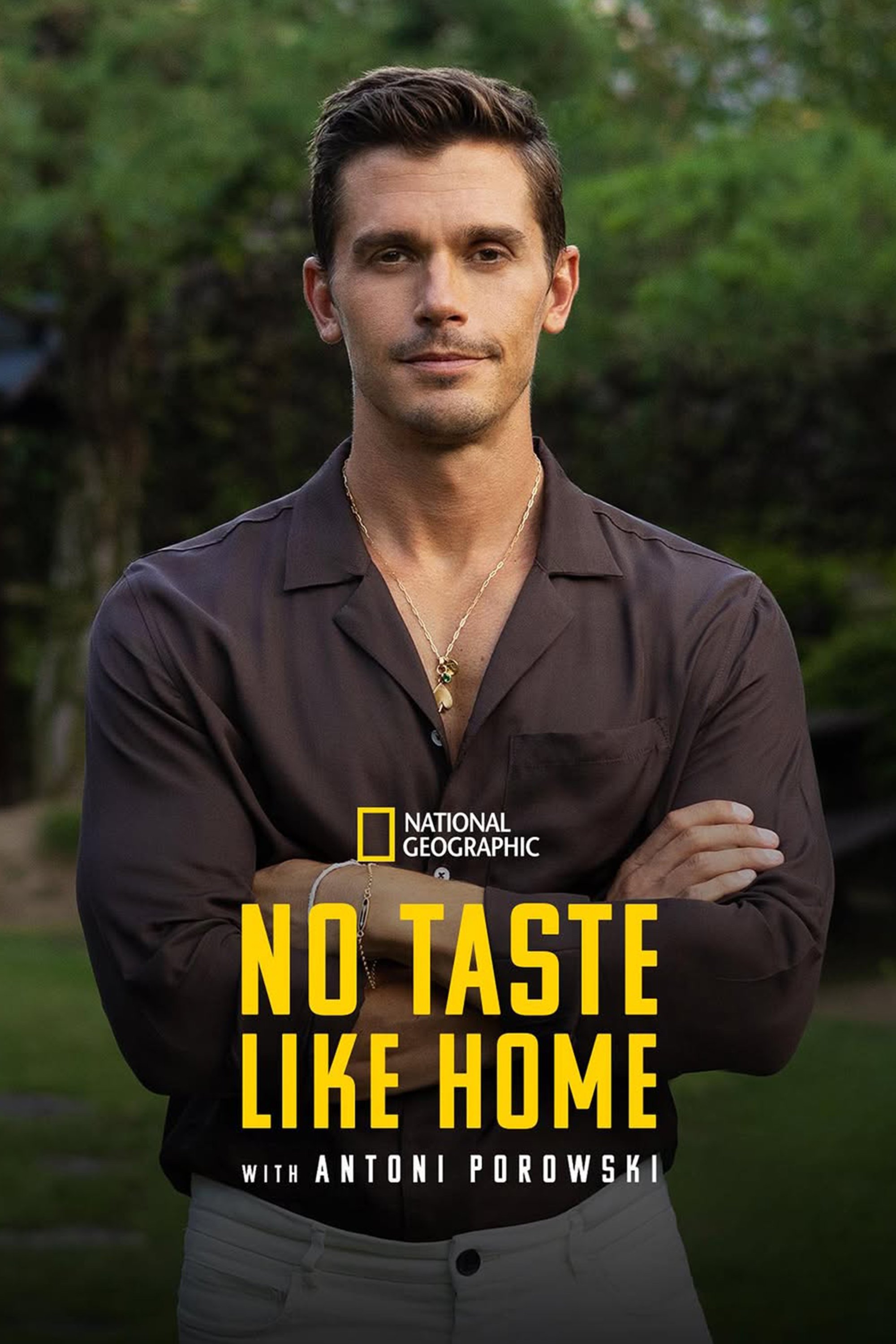 No Taste Like Home with Antoni Porowski (TV Series) Posters — The