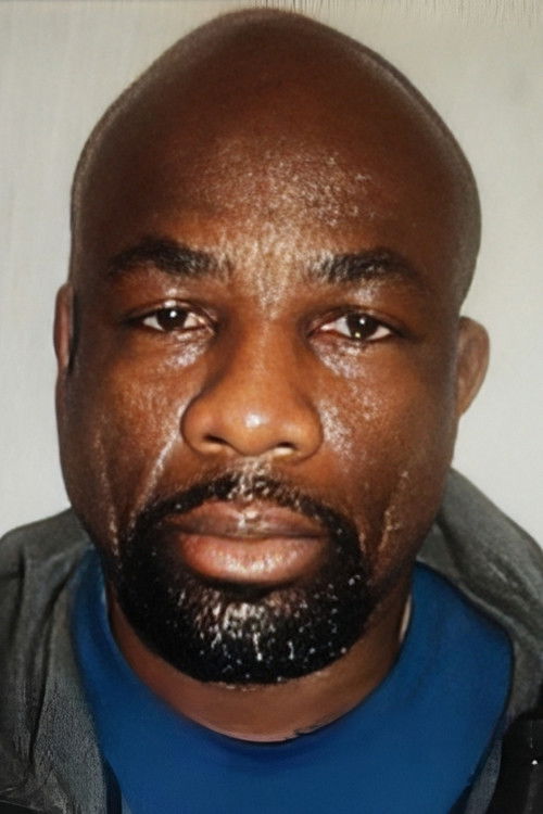 et billede af Fernand Lopez Owonyebe