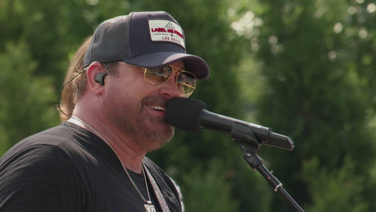 Thumbnail for Lee Brice Season 1 Episode 6
