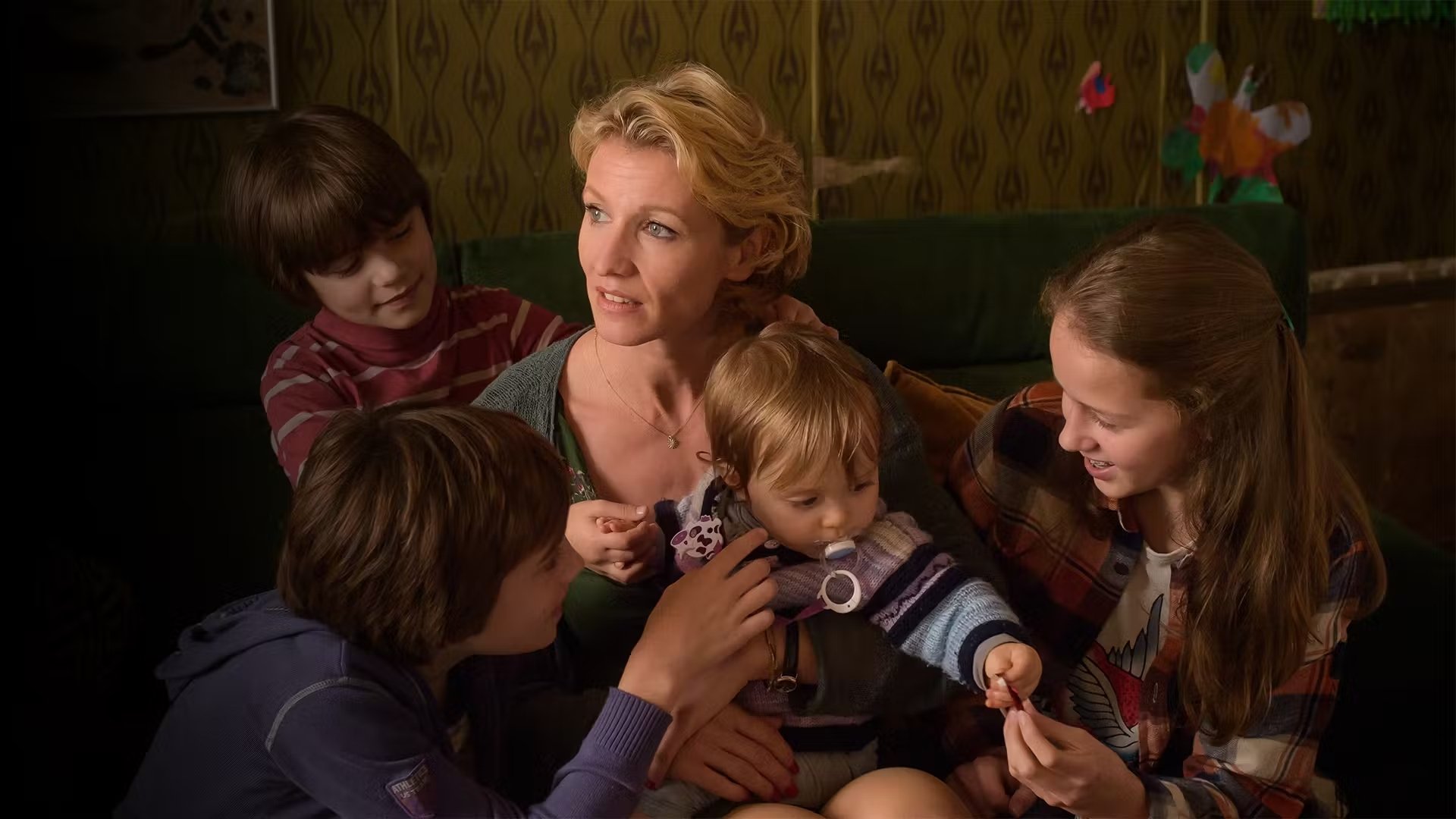 Après moi le bonheur (2016)