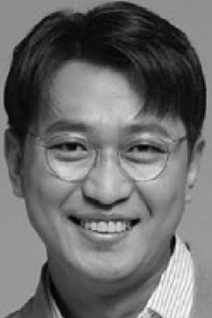 et billede af Lee Dong-soo