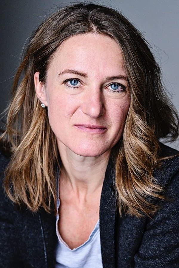 et billede af Sally Guinness