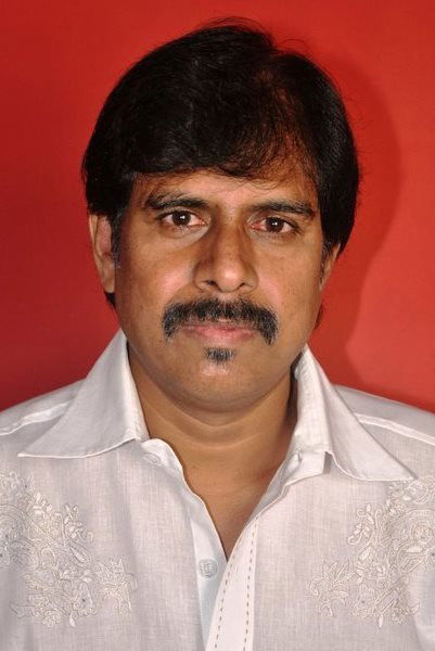 et billede af R K Selvamani