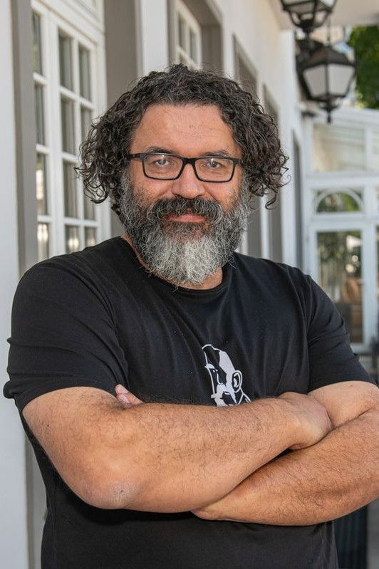 et billede af Peter Núñez